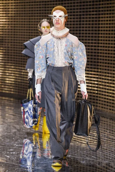 Look 47